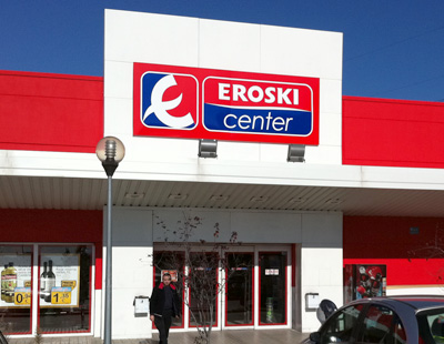 Fabricacion rotulos luminosos supermercados Eroski Center